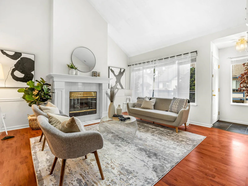 222 - 7837 120a Street, Surrey BC V3W 0W9