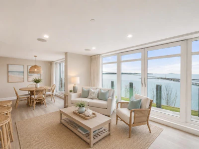 201-15097 Marine Drive - 3