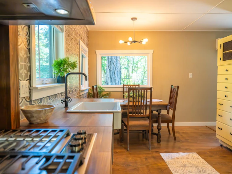 9907 Gowlland Point Road, Pender Island, BC, V0N 2M3 - 6