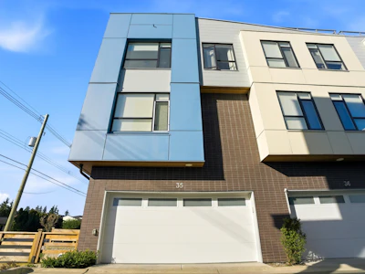 35-5858 132 Street - 4