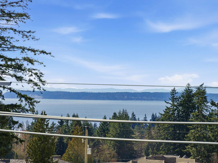35-5858 132 Street, Surrey, BC, V3X 1N1