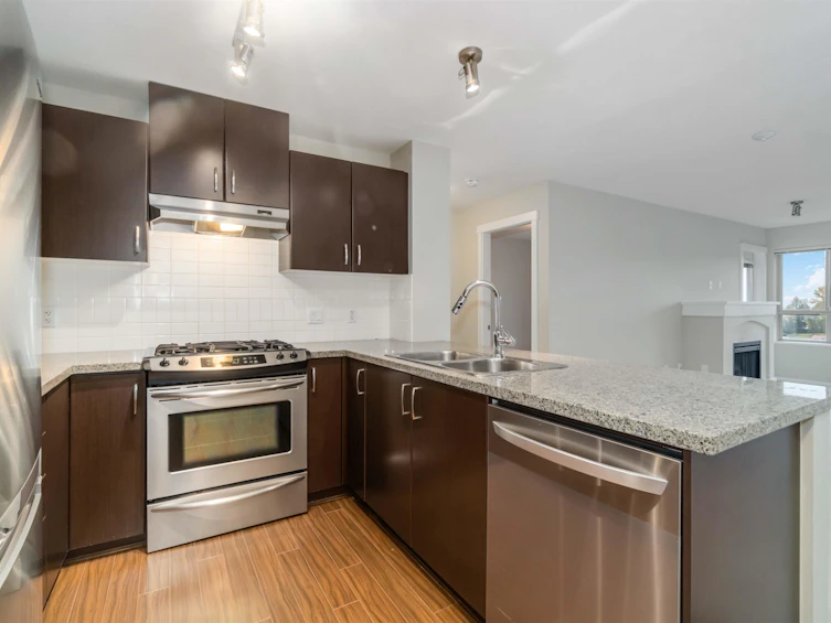 405-3110 Dayanee Springs Boulevard, Coquitlam, BC, V3E 0B4 - 15