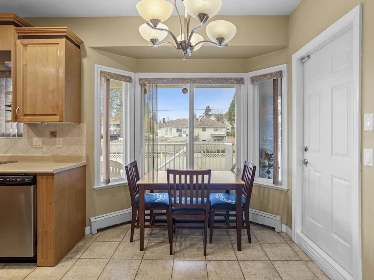 9309 134 Street, Surrey, BC, V3V 5R8 - 10