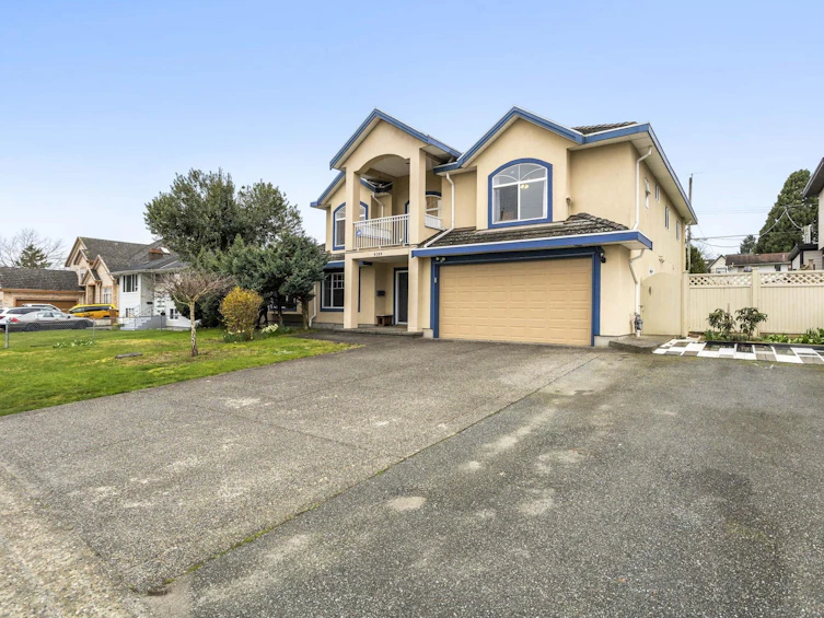 9309 134 Street, Surrey, BC, V3V 5R8 - 2