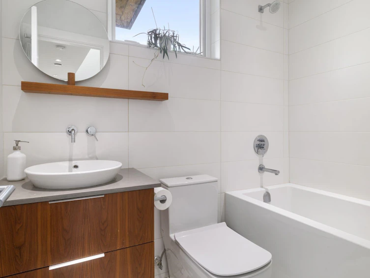 1928 Templeton Drive, Vancouver, BC, V5N 4W1 - 27