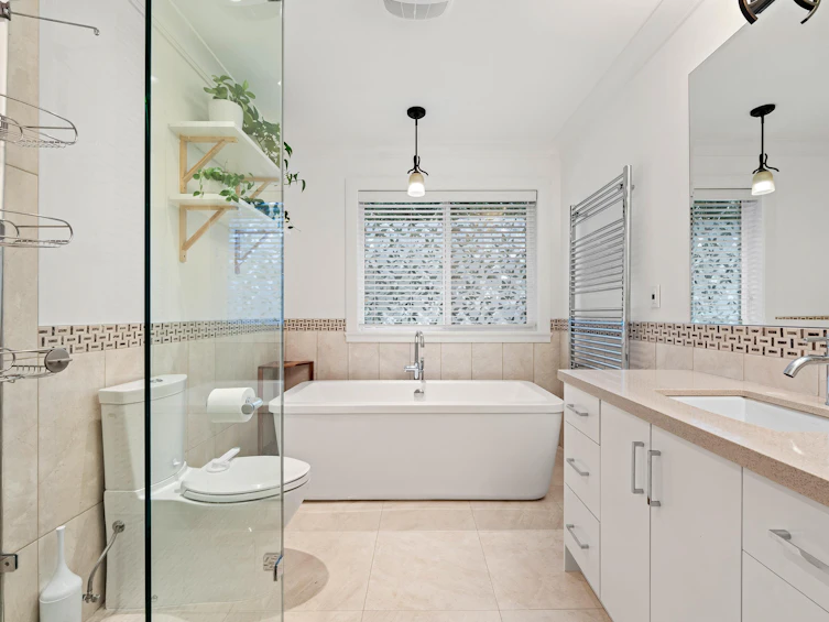 3360 Baird Road, North Vancouver, BC, V7K 2G7 - 21
