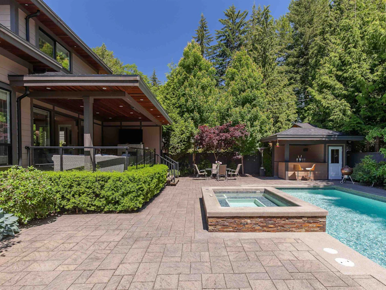 3360 Baird Road, North Vancouver, BC, V7K 2G7 - 38