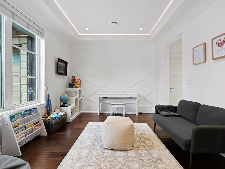 3360 Baird Road, North Vancouver, BC, V7K 2G7 - 6