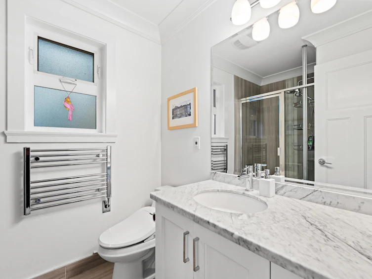 3360 Baird Road, North Vancouver, BC, V7K 2G7 - 25
