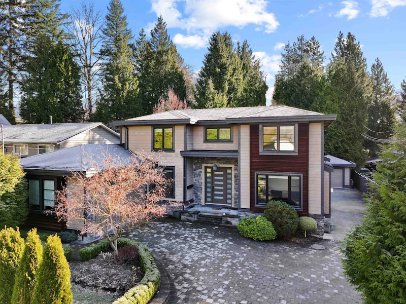3360 Baird Road, North Vancouver BC V7K 2G7