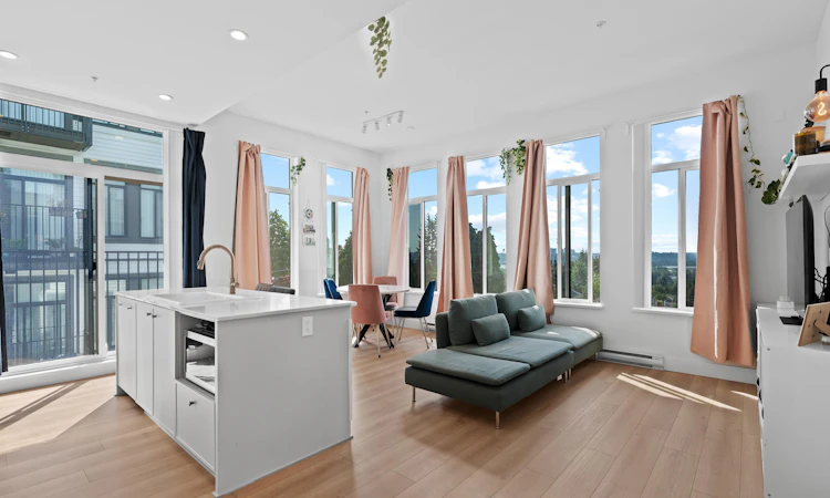 405-708 Edgar Avenue