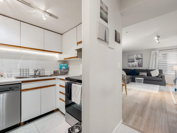 102-725 W 7th Avenue, Vancouver, BC, V5Z 1B9 - 6