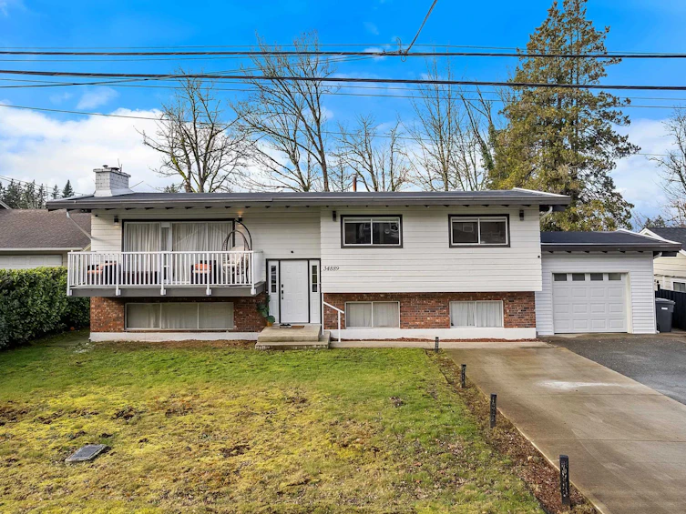34889 High Drive, Abbotsford, BC, V2S 2X7
