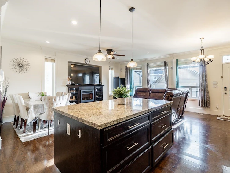 12920 60 Avenue, Surrey, BC, V3X 2L5 - 10