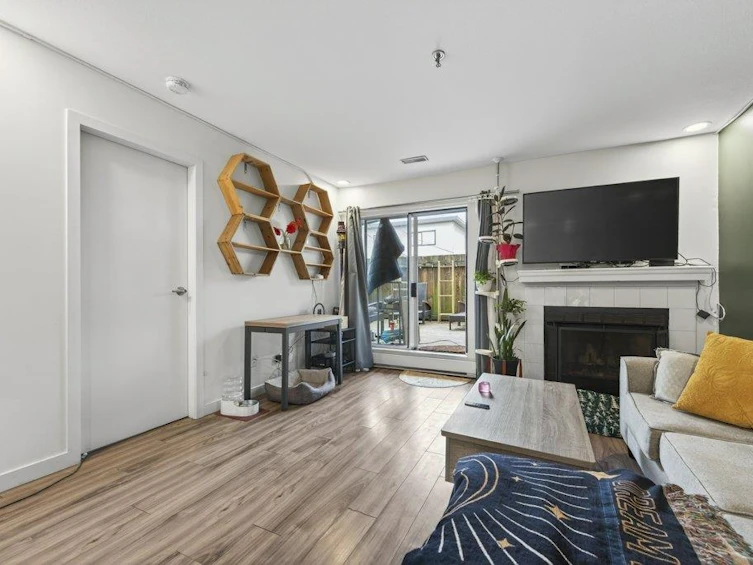103-2333 Eton Street, Vancouver, BC, V5L 1E2 - 8