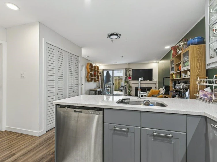 103-2333 Eton Street, Vancouver, BC, V5L 1E2 - 5
