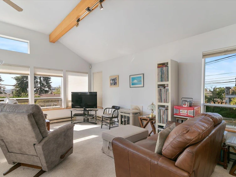 513 E 6th Street, North Vancouver, BC, V7L 1R2 - 8