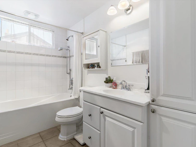 513 E 6th Street, North Vancouver, BC, V7L 1R2 - 26