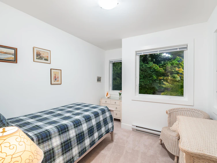 6275 Taylor Drive, West Vancouver, BC, V7W 1Y8 - 20