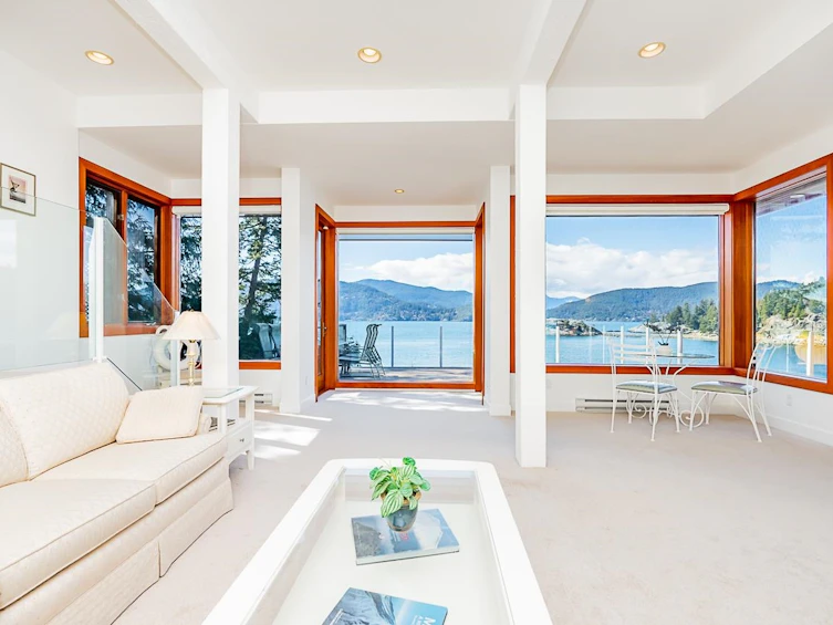 6275 Taylor Drive, West Vancouver, BC, V7W 1Y8 - 9