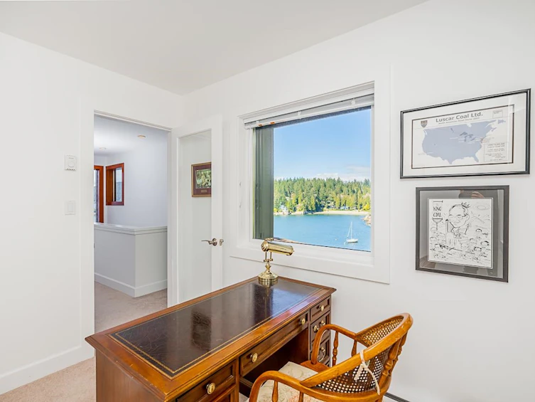 6275 Taylor Drive, West Vancouver, BC, V7W 1Y8 - 21