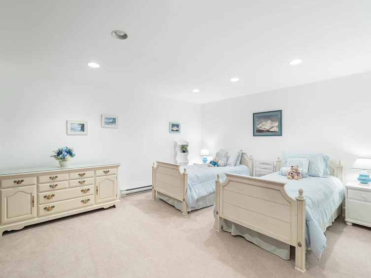 6275 Taylor Drive, West Vancouver, BC, V7W 1Y8 - 23