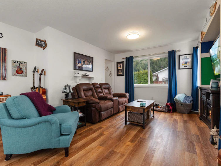 45944 Thomas Road, Chilliwack, BC, V2R 3X1 - 6