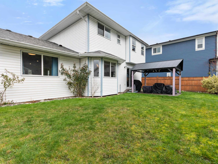 45944 Thomas Road, Chilliwack, BC, V2R 3X1 - 2