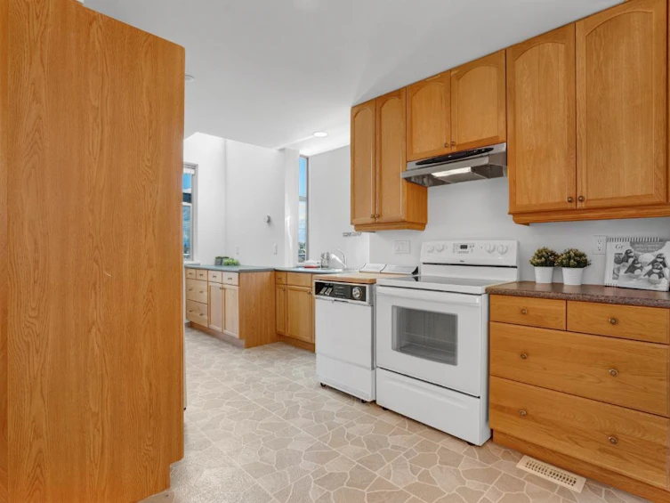 2856 W King Edward Avenue, Vancouver, BC, V6L 1T9 - 28