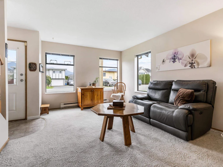 45301 Spruce Drive, Chilliwack, BC, V2R 1E9 - 9