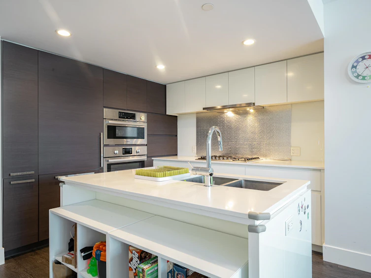 401-6900 Pearson Way, Richmond, BC, V7C 0C9 - 7