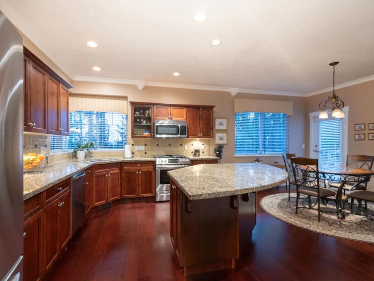 3 Maple Drive, Port Moody, BC, V3H 5M8 - 14