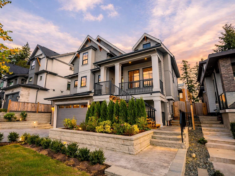 16625 Bell Road Road, Surrey, BC, V3S 1H7 - 2
