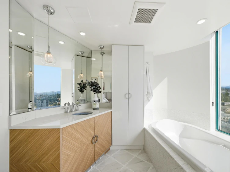2201-120 W 2nd Street, North Vancouver, BC, V7M 1C3 - 14