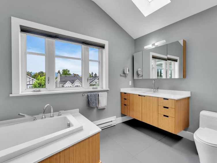 57 W 17th Avenue, Vancouver, BC, V5Y 1Z5 - 15