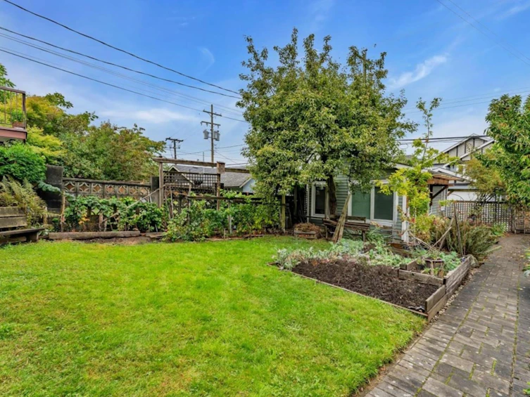 57 W 17th Avenue, Vancouver, BC, V5Y 1Z5 - 27
