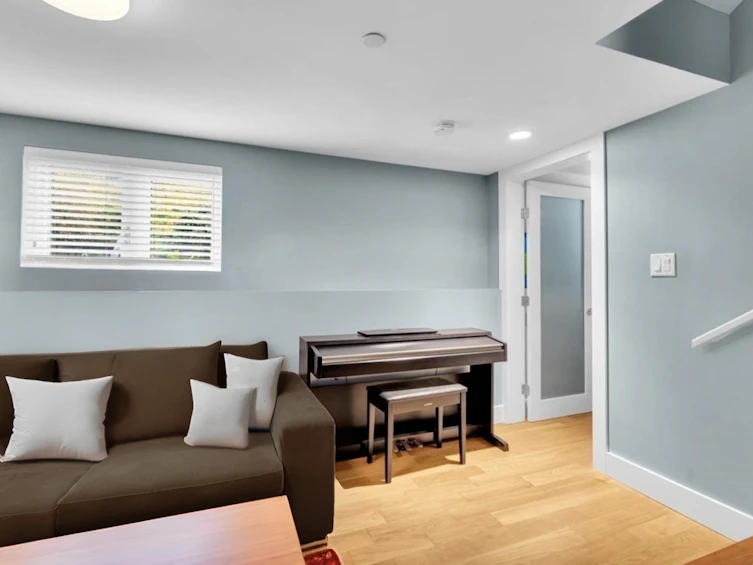 57 W 17th Avenue, Vancouver, BC, V5Y 1Z5 - 24