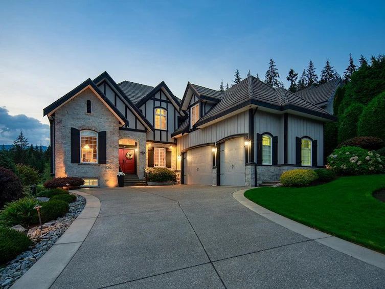 136 Deerview Lane, Port Moody, BC, V3H 0A3 - 2