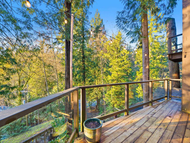 1616 Roxbury Road, North Vancouver, BC, V7G 2B2 - 26