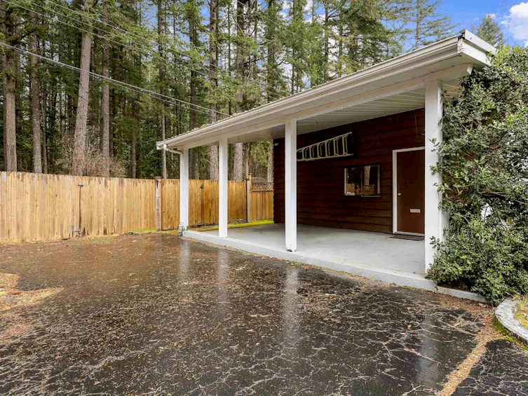 650 Mountain View Road, Cultus Lake, BC, V2R 4Z6 - 38