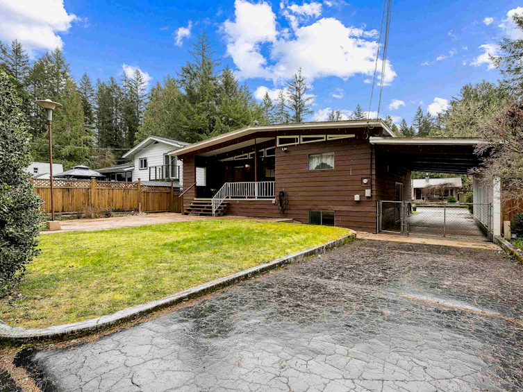 650 Mountain View Road, Cultus Lake, BC, V2R 4Z6 - 36