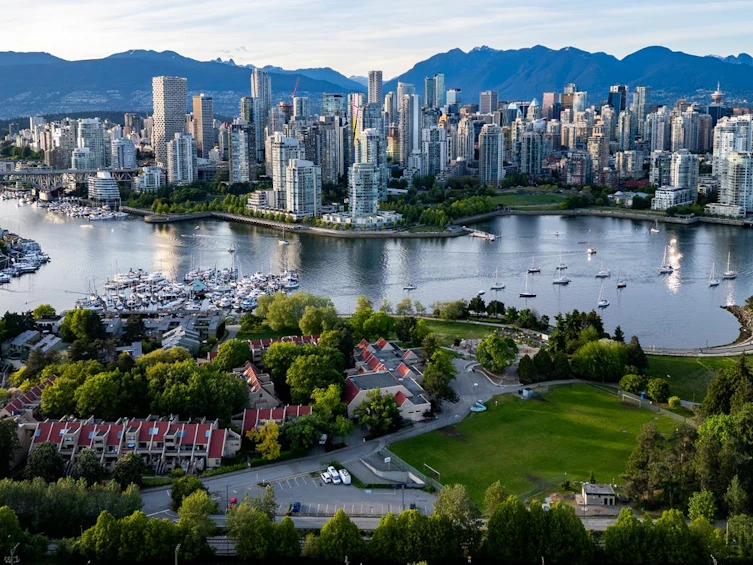 2391 Oak Street, Vancouver, BC, V6H 2J8 - 30
