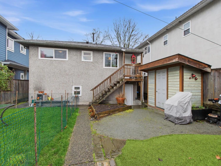 2935 Victoria Drive, Vancouver, BC, V5N 4L7 - 16