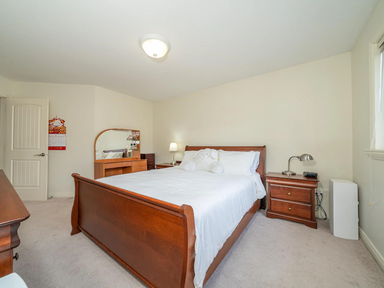 8015 11th Avenue, Burnaby, BC, V3N 2N8 - 32