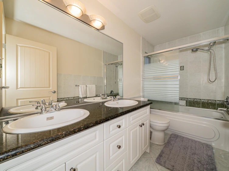 8015 11th Avenue, Burnaby, BC, V3N 2N8 - 29