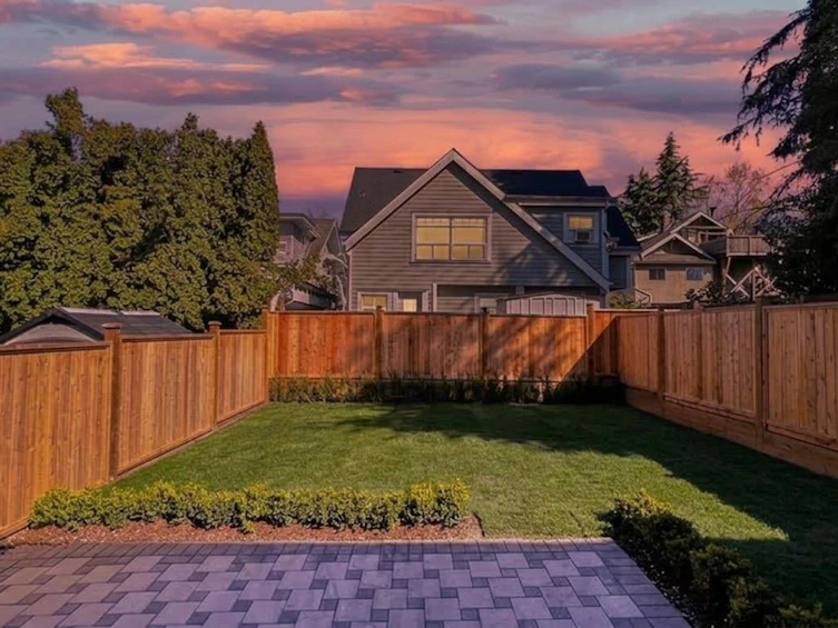 2373 W 7th Avenue, Vancouver, BC, V6K 1Y4 - 36
