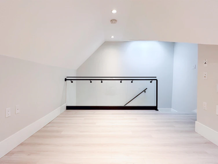 2373 W 7th Avenue, Vancouver, BC, V6K 1Y4 - 32