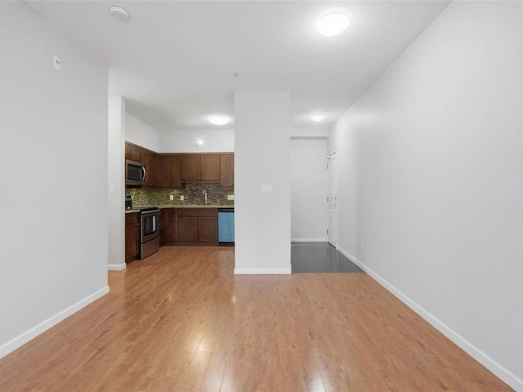 207-22858 Lougheed Highway, Maple Ridge, BC, V2X 2V6 - 7
