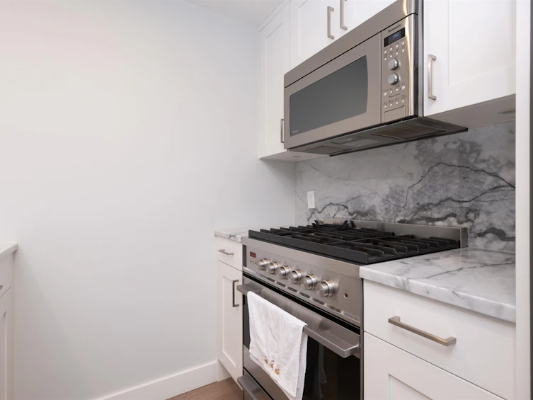 1006-928 Richards Street, Vancouver, BC, V6B 6P6 - 12