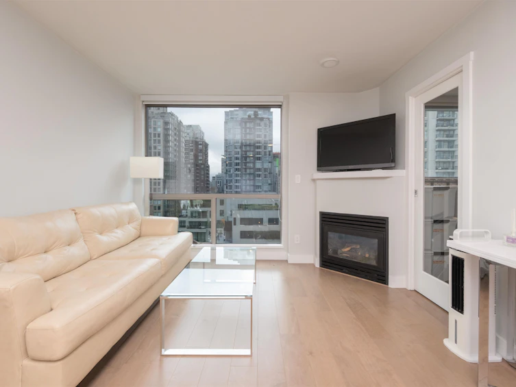 1006-928 Richards Street, Vancouver, BC, V6B 6P6 - 3